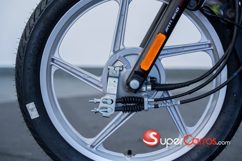 2025 Bajaj Platina 100 — foto 10 / 12
