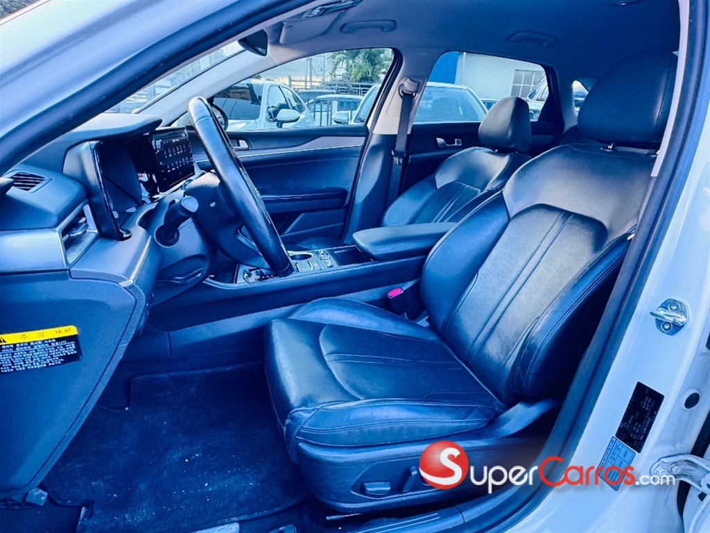 2020 Kia K-5 Luxury — foto 6 / 12