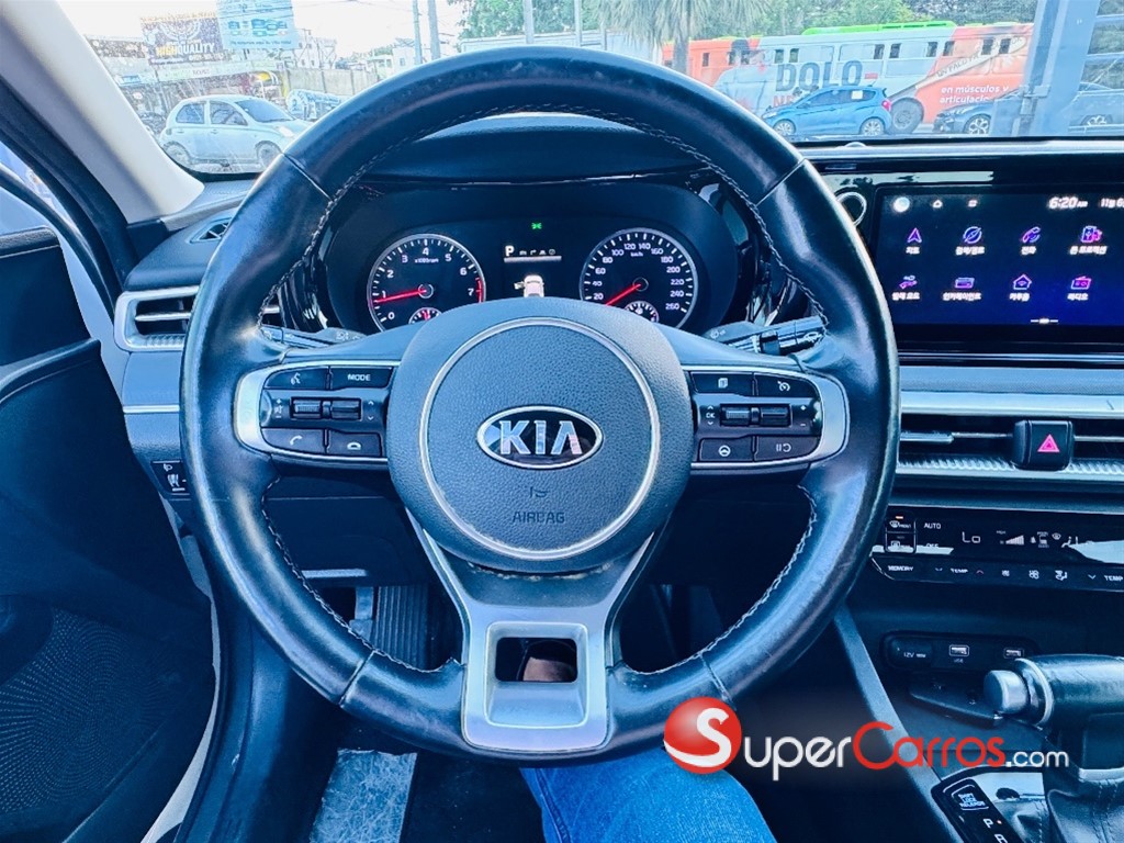 2020 Kia K-5 Luxury — foto 10 / 12