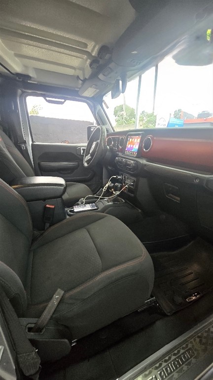 2020 Jeep Gladiator Rubicon — foto 5 / 8
