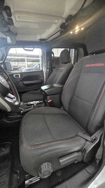 2020 Jeep Gladiator Rubicon — foto 7 / 8