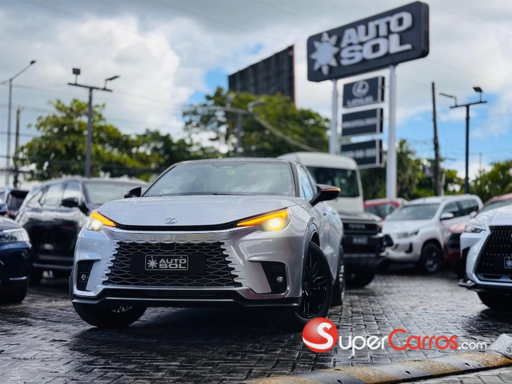 2026 Lexus LBX CoolSportHibrida