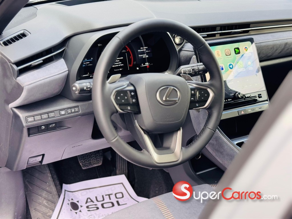 2026 Lexus LBX CoolSportHibrida — foto 8 / 12