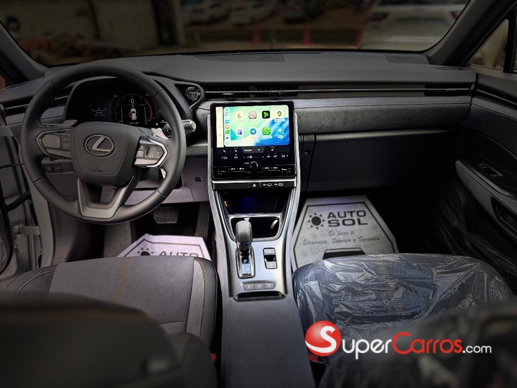 2026 Lexus LBX CoolSportHibrida — foto 9 / 12