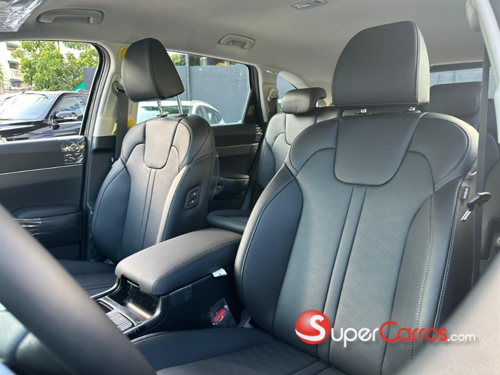 2027 Kia Sorento MQ4 Luxury — foto 8 / 8