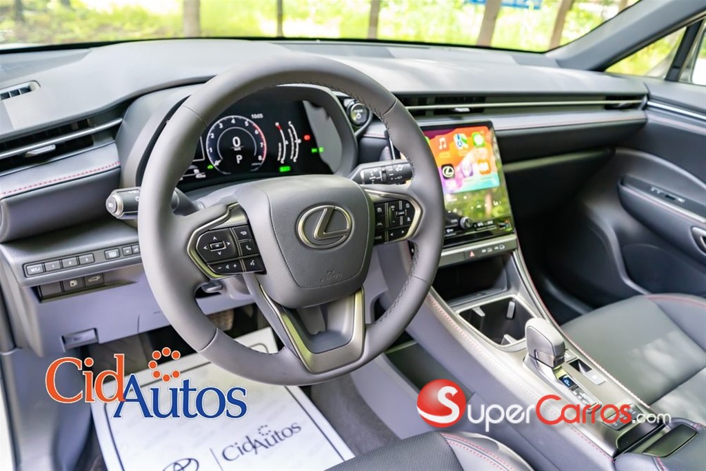 2026 Lexus LBX ActiveFull — foto 5 / 12