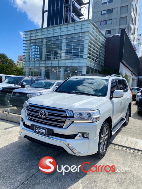 2017 Toyota Land Cruiser — foto 3 / 8