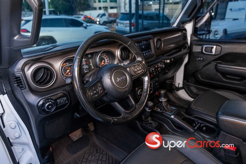 2020 Jeep Wrangler Unlimited Sport — foto 8 / 12