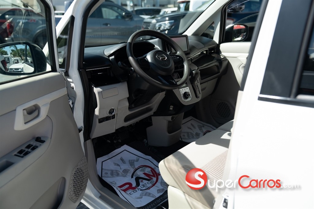 2019 Daihatsu Move — foto 7 / 12