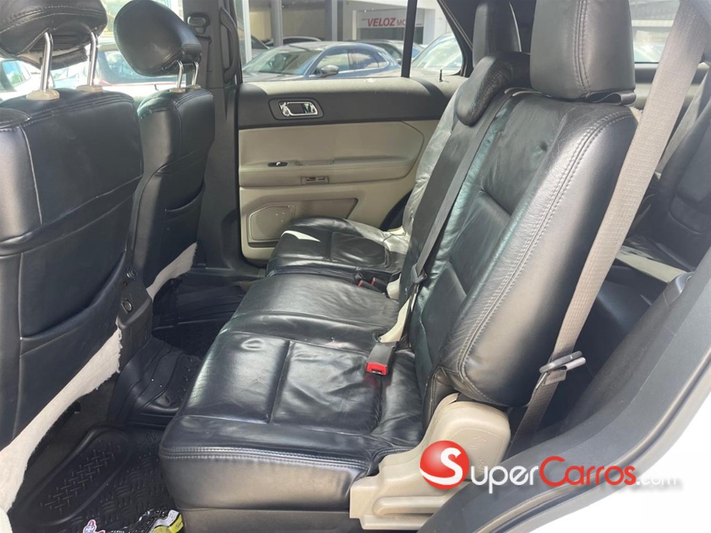 2014 Ford Explorer — foto 5 / 7