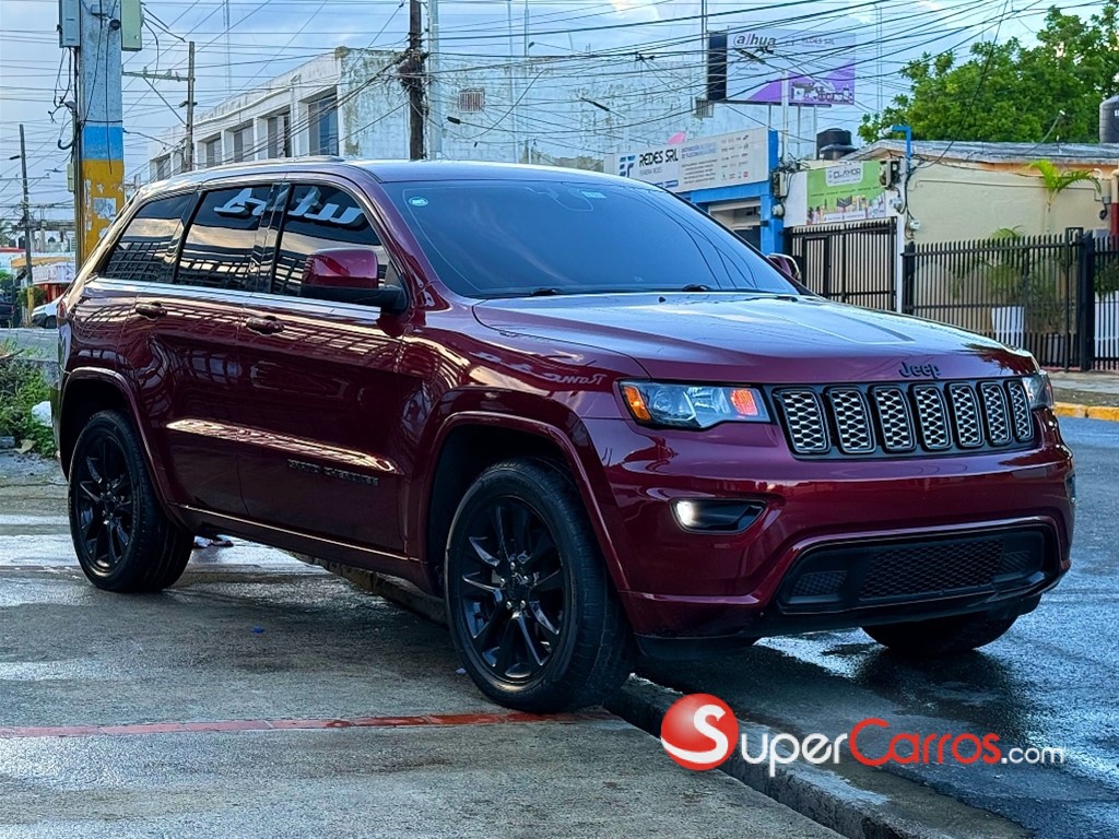 2020 Jeep Grand Cherokee Altitude — foto 3 / 10