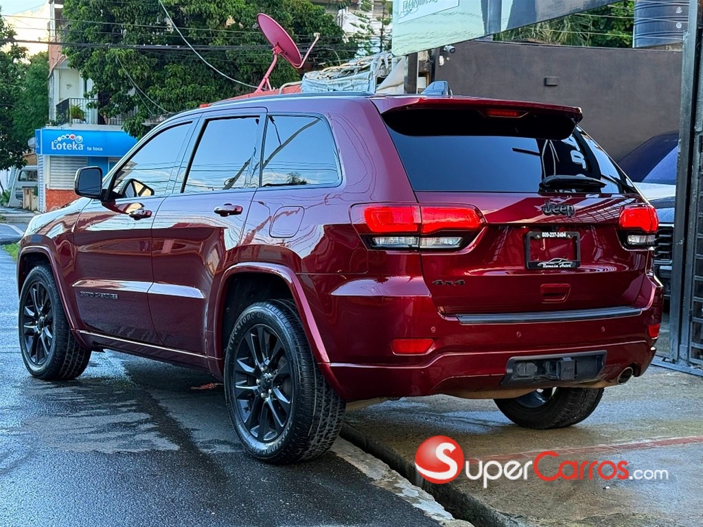 2020 Jeep Grand Cherokee Altitude — foto 5 / 10