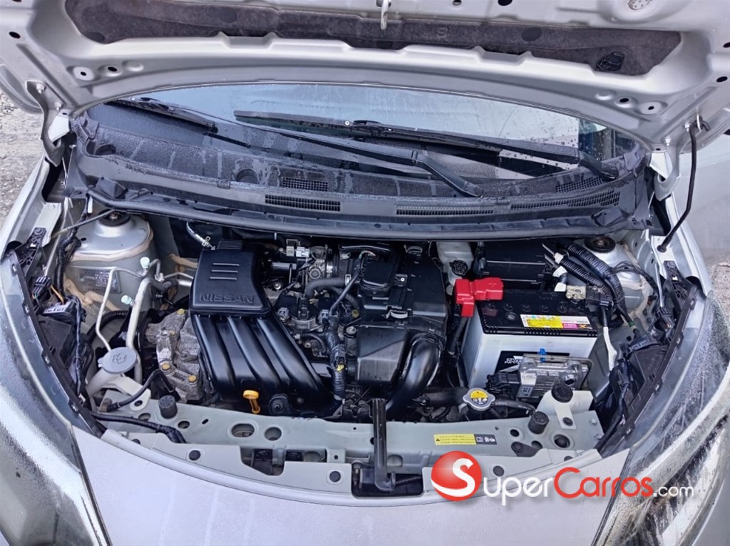 2021 Nissan Versa SV — foto 3 / 12