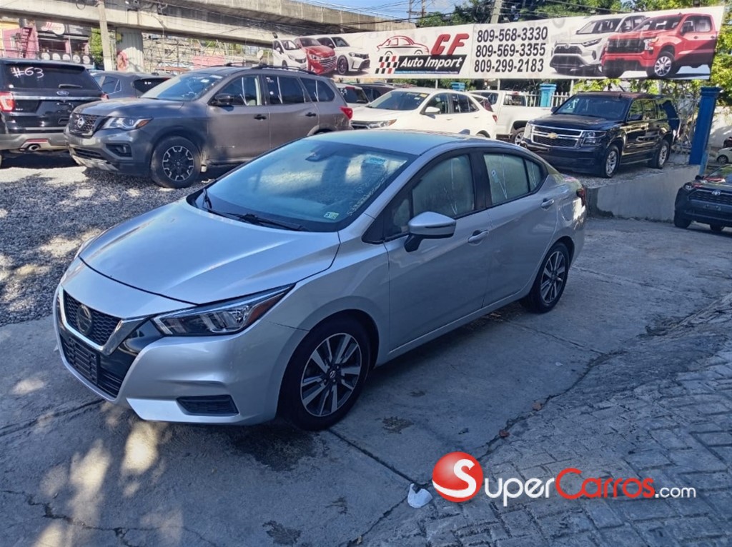 2021 Nissan Versa SV — foto 4 / 12