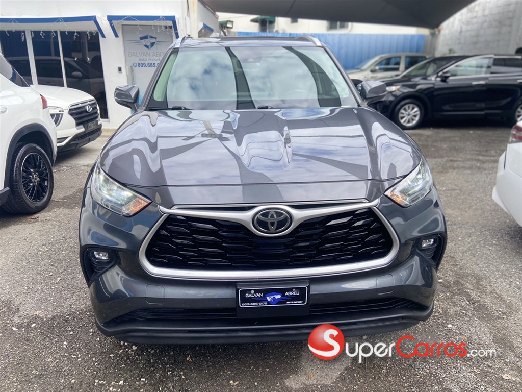 2020 Toyota Highlander XLE — foto 2 / 12