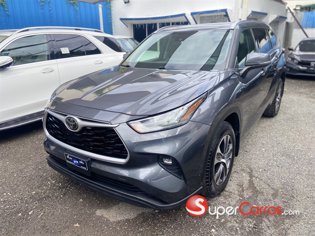 2020 Toyota Highlander XLE — foto 3 / 12