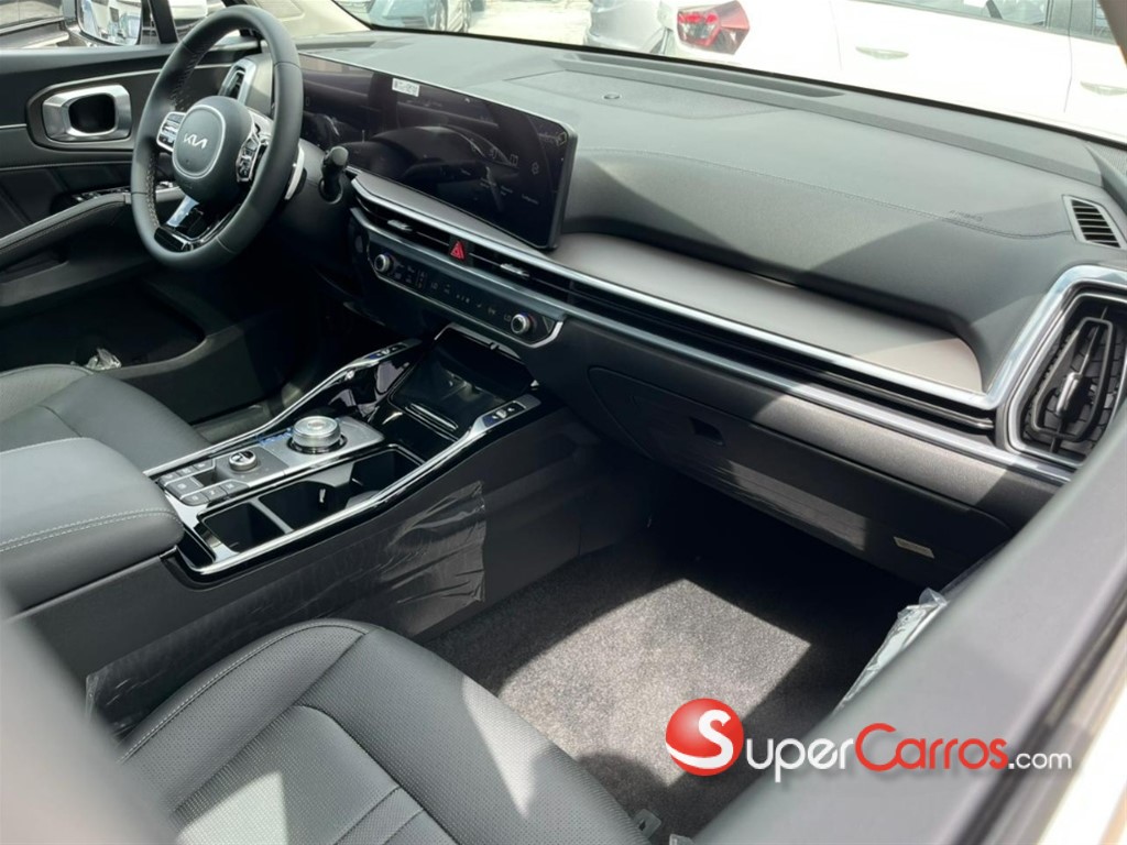 2027 Kia Sorento MQ4 Limited — foto 7 / 11