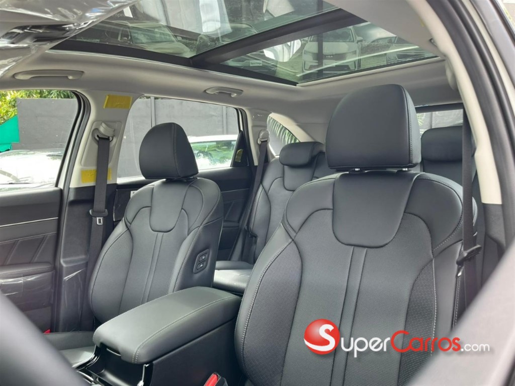 2027 Kia Sorento MQ4 Limited — foto 8 / 11