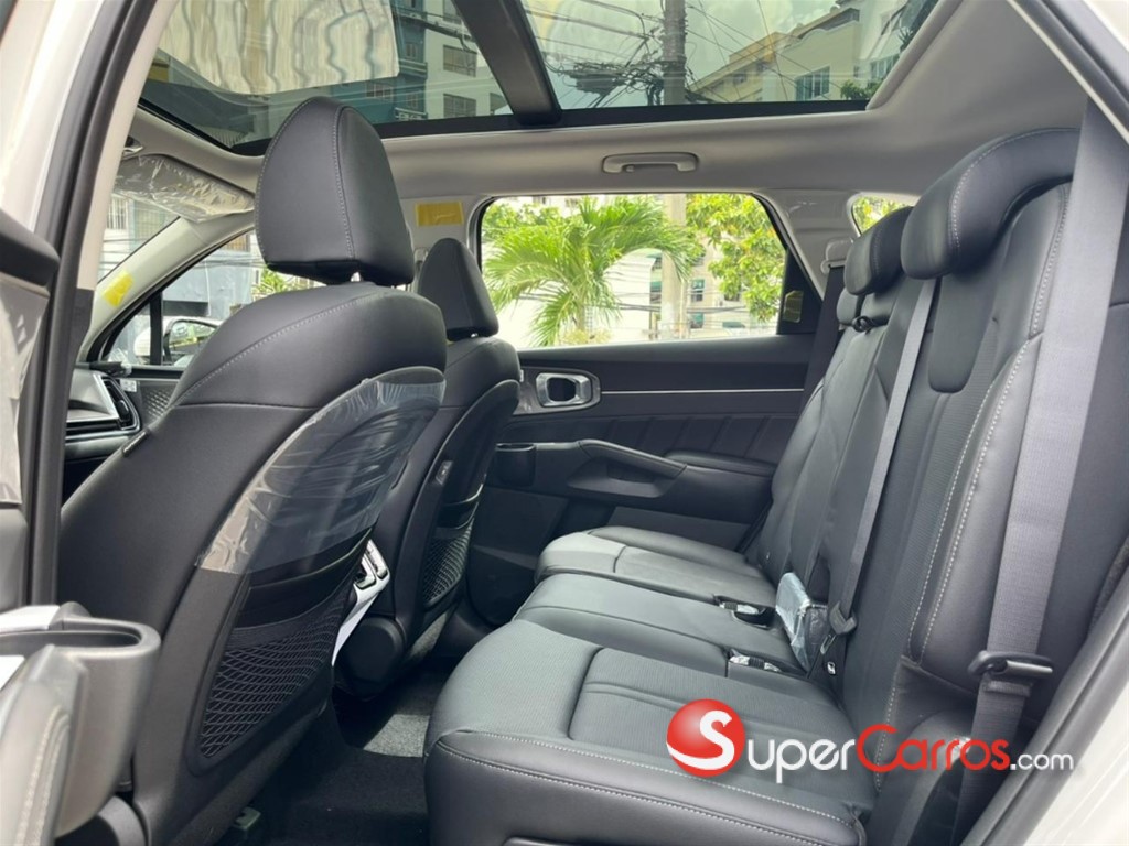 2027 Kia Sorento MQ4 Limited — foto 9 / 11