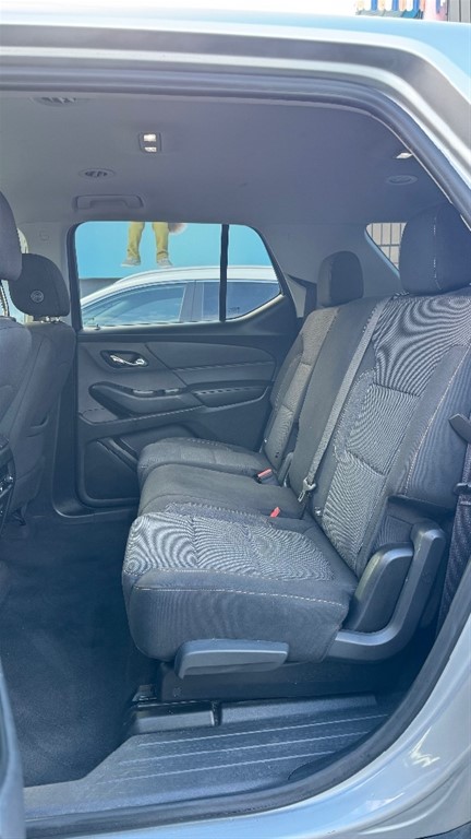 2020 Chevrolet Traverse LT — foto 8 / 12