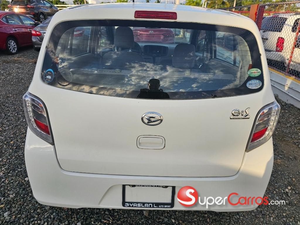 2017 Daihatsu Mira — foto 7 / 7