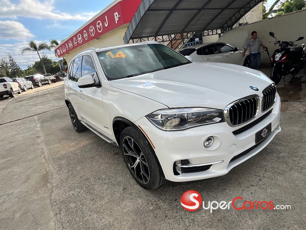 2014 BMW X 5 SDrive 35i — foto 3 / 9