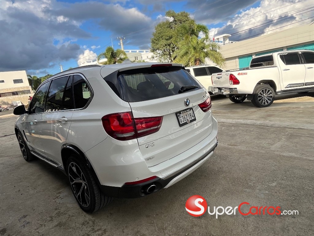 2014 BMW X 5 SDrive 35i — foto 5 / 9