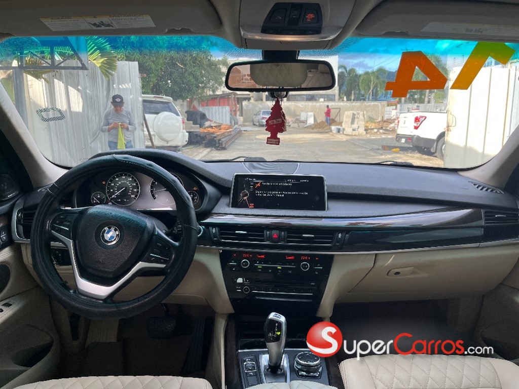2014 BMW X 5 SDrive 35i — foto 9 / 9
