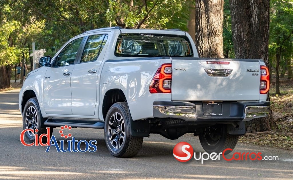 2026 Toyota Hilux Limited TSS — foto 4 / 11