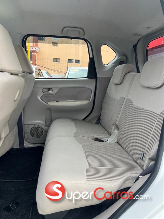2018 Daihatsu Move — foto 6 / 12