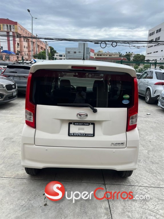2018 Daihatsu Move — foto 8 / 12