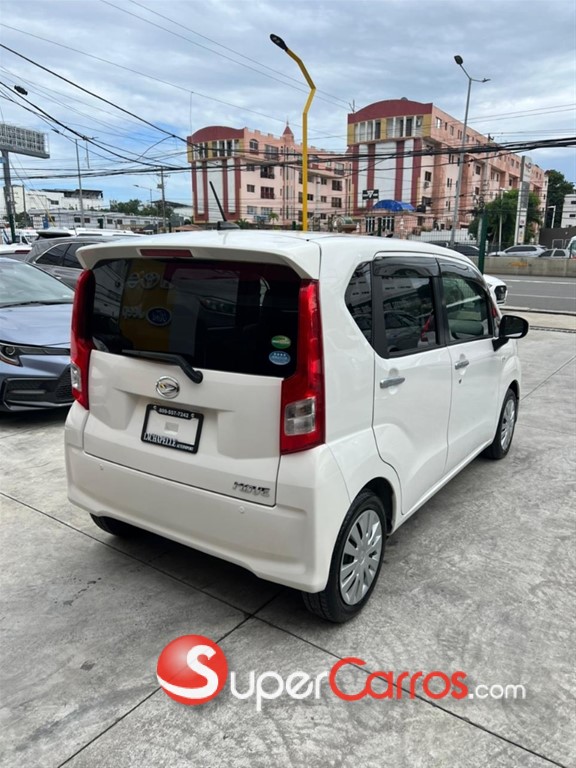 2018 Daihatsu Move — foto 9 / 12