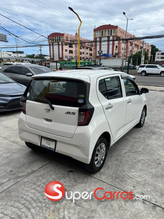 2020 Daihatsu Mira — foto 9 / 12