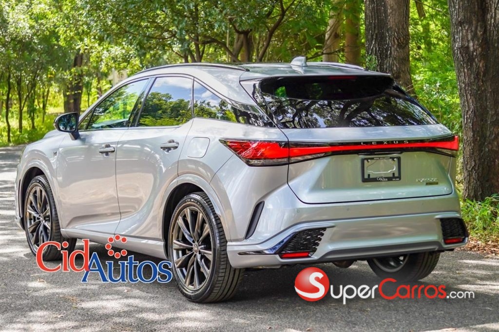 2026 Lexus RX 500H F SPORT — foto 4 / 12