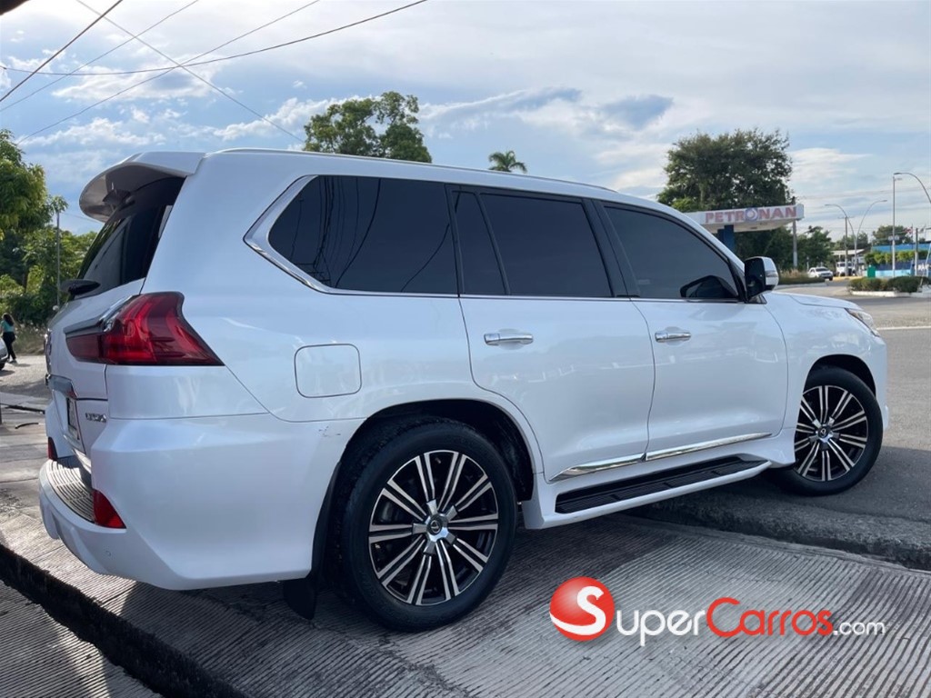 2019 Lexus LX 570 — foto 4 / 12