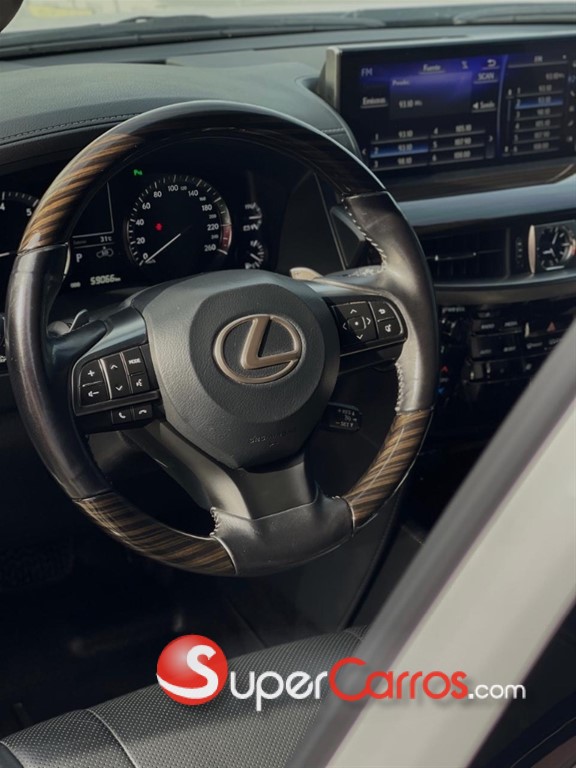 2019 Lexus LX 570 — foto 7 / 12