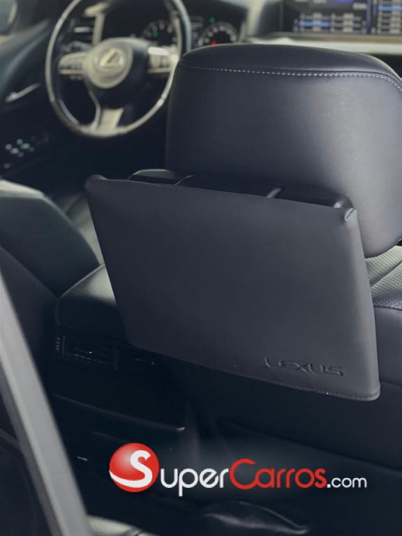 2019 Lexus LX 570 — foto 8 / 12