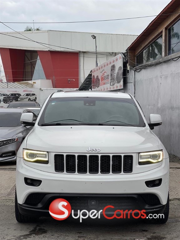 2016 Jeep Grand Cherokee SUMMIT — foto 2 / 10