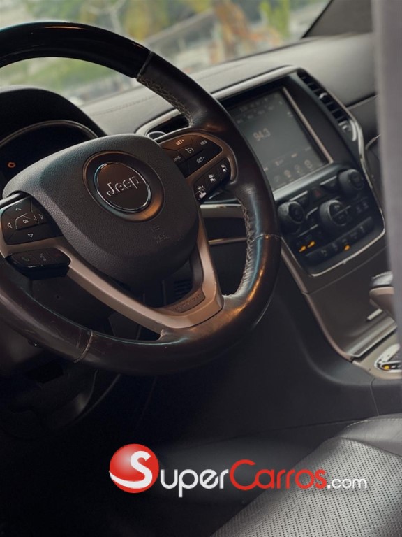 2016 Jeep Grand Cherokee SUMMIT — foto 7 / 10