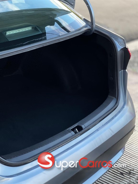 2020 Toyota Corolla LE — foto 6 / 9