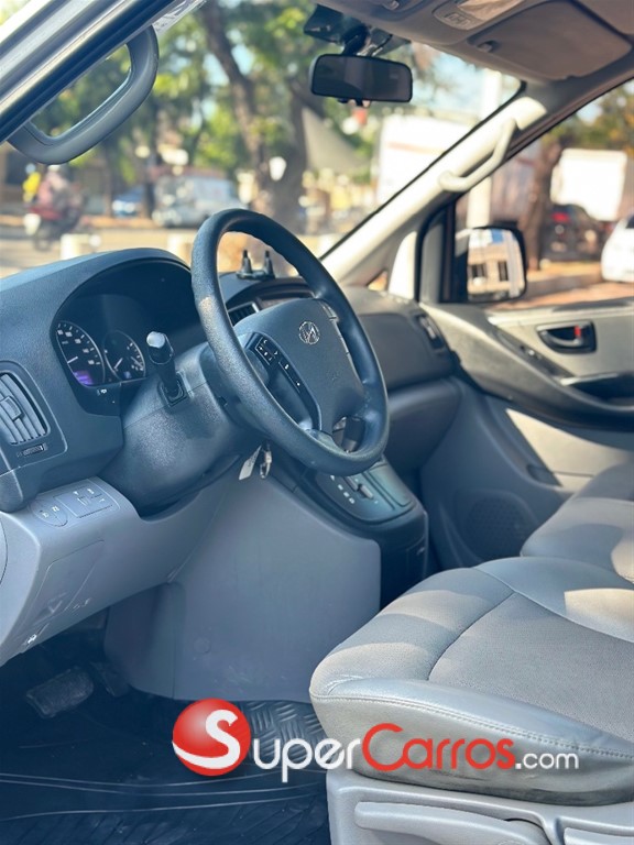 2020 Hyundai Grand Starex — foto 5 / 12