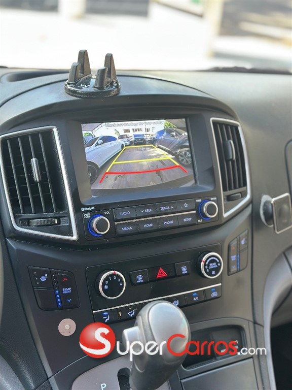 2020 Hyundai Grand Starex — foto 9 / 12