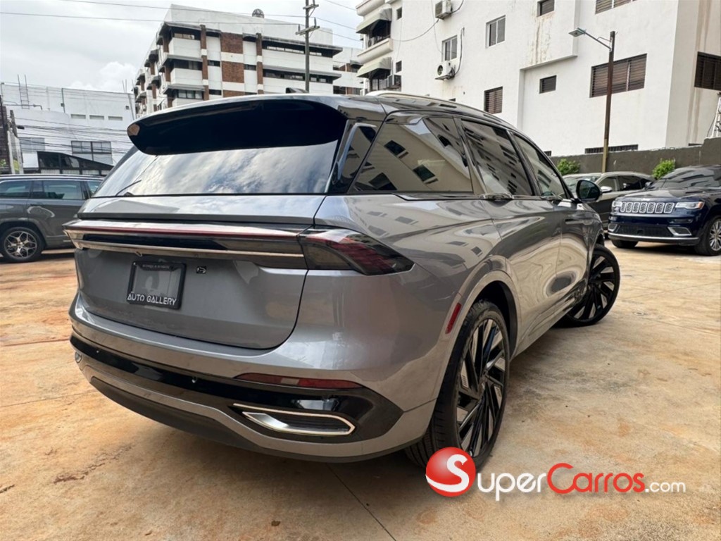 2025 Lincoln Nautilus — foto 3 / 11