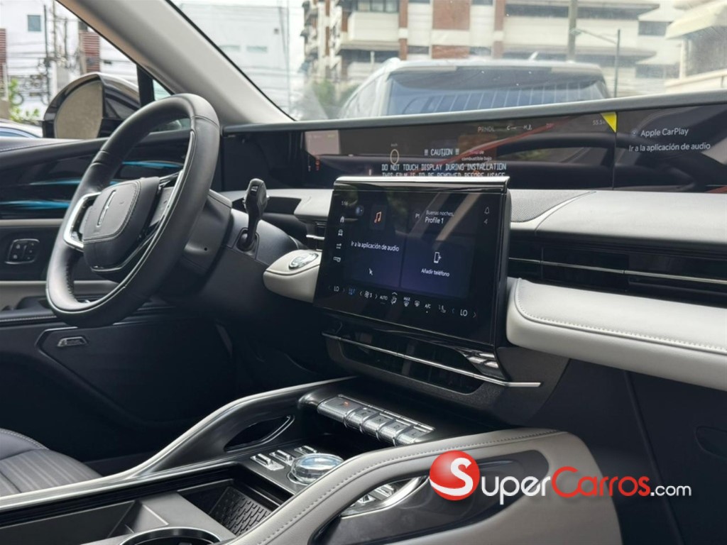 2025 Lincoln Nautilus — foto 5 / 11