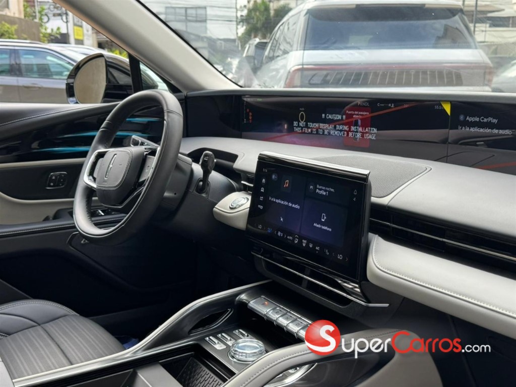 2025 Lincoln Nautilus — foto 6 / 11