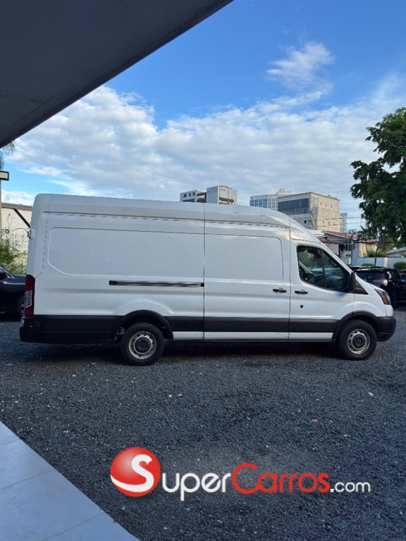 2019 Ford Transit 350 High Roof — foto 5 / 8