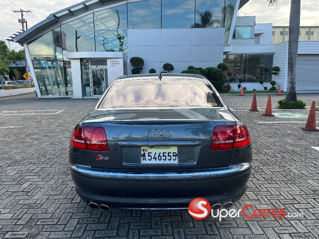 2009 Audi S8 — foto 5 / 11