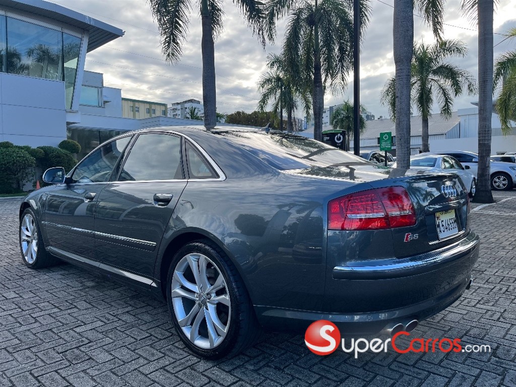 2009 Audi S8 — foto 6 / 11
