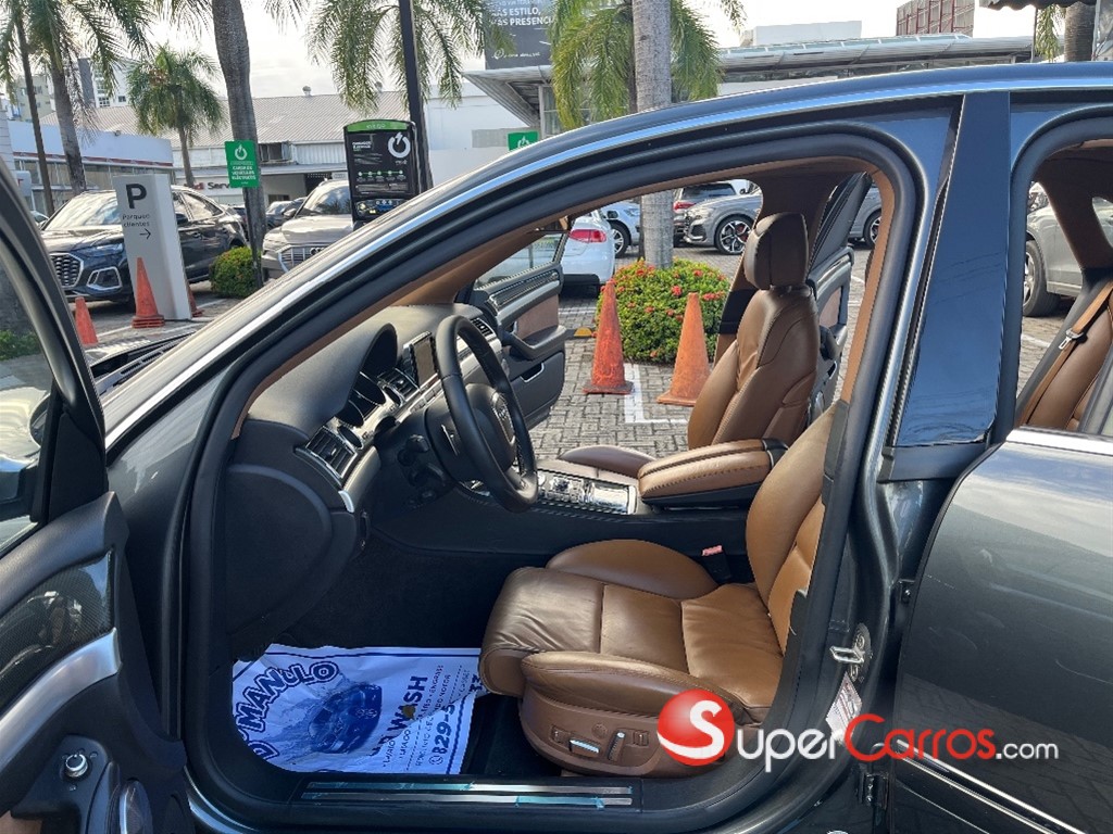 2009 Audi S8 — foto 7 / 11
