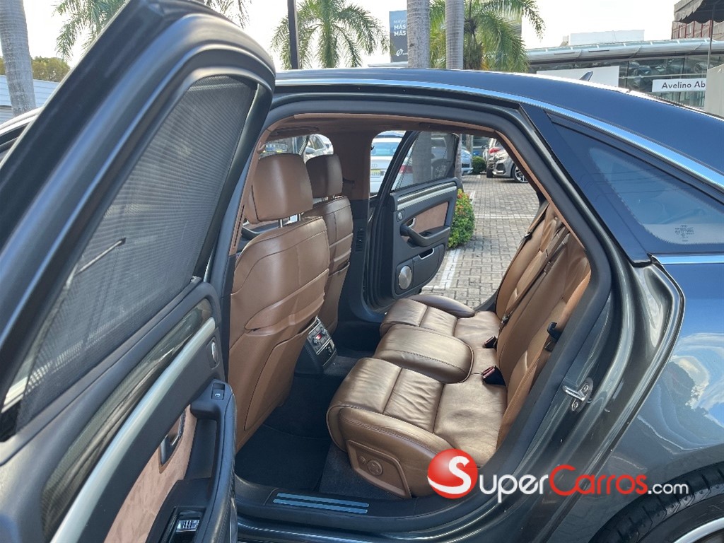 2009 Audi S8 — foto 8 / 11